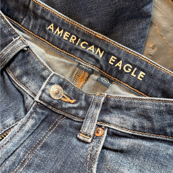 American Eagle Outfitters Dark Wash Jeans - Picture 3 of 5